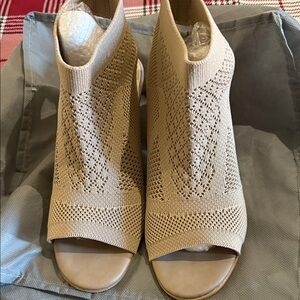 New Elegant Beige Knit Peep-Toe Ankle Boots